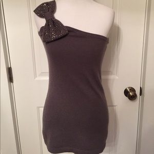 AUTUMN CASHMERE Sweater gray one shoulder Big embellished Bow Tagged M Fits S